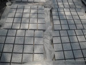 Cheap G603 Granite Tumbled Cobble On Mesh