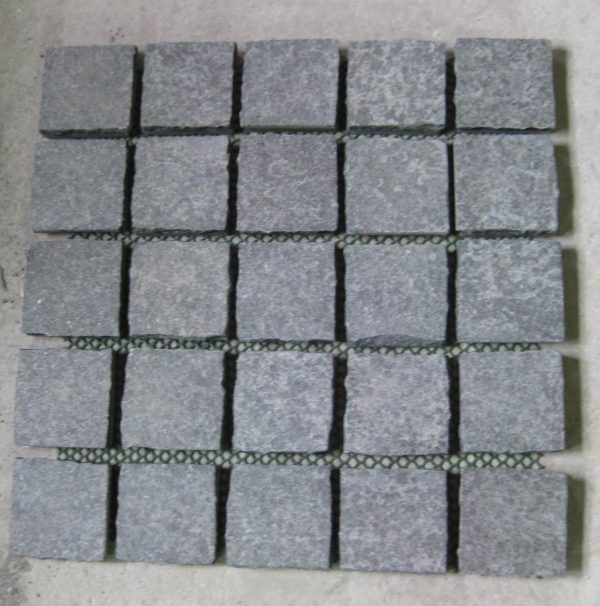 G603 Granite Tumbled Cobble Stone For Driveway